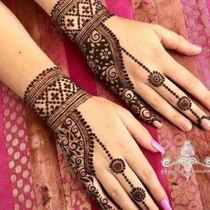 Meet your Posher, Rokeyer